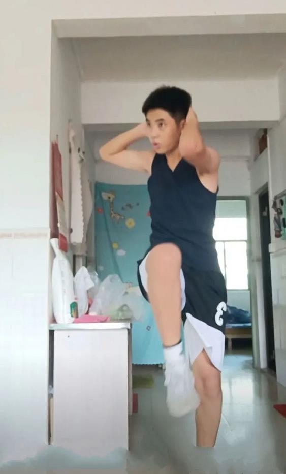 ������Я���߼�����ѧУ������~�˶�����